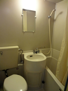 横浜市神奈川区の賃貸マンション　ＮＩＣアーバンハイム白楽４０１号室　浴室