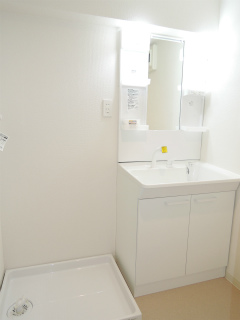 横浜市栄区の賃貸マンション　ＮＩＣライブステイツ大船　510　洗面室