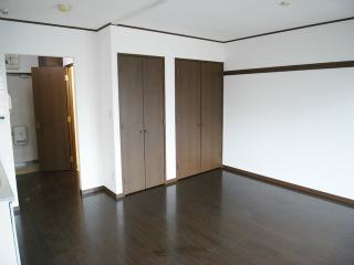 横浜市鶴見区の賃貸マンション　グリーンビレッジ上の宮３０１号室　LD