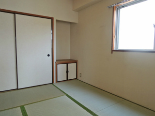 横浜市神奈川区の賃貸マンション　サニーテラス西寺尾３０１　和室