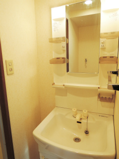 東京都大田区の賃貸マンション　リヴェール大森北　７０１　洗面室