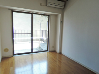 横須賀市の賃貸マンション　グラン・ベルデ　３０１号室　洋室