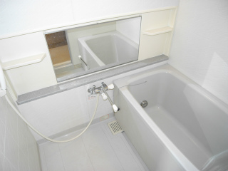 横浜市鶴見区の賃貸マンション　リオベルデ貮番館　６０２　浴室