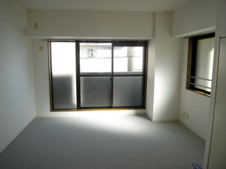 横浜市鶴見区の賃貸マンション　リバーサイド203号室　洋室