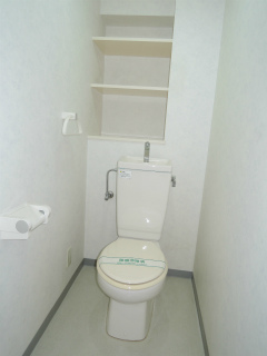 横浜市神奈川区の賃貸マンション　ガルファーサ新横浜４０２　トイレ