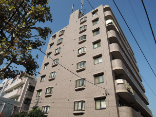 東京都大田区の賃貸マンション　リヴェール大森北　外観です