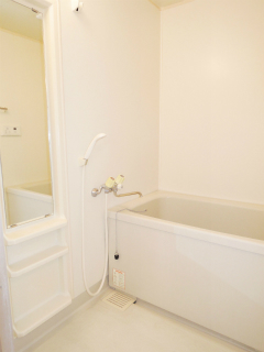 横浜市神奈川区の賃貸マンション　 「駒形エクセルⅡ」４０２号室　浴室