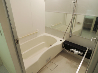 東京都品川区の賃貸マンション　ブリリアタワー品川シーサイド　１２０２号室　浴室