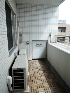 横浜市西区の賃貸マンション　クリオ横浜フロントレジデンス　１００４号室　バルコニー