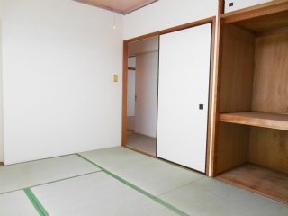 横浜市港北区の賃貸マンション　サニークレスト大倉山　３０５号室　和室