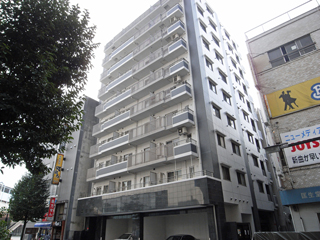 横浜市鶴見区の賃貸マンション　ドメスセレーナ鶴見　３０２号室　外観です