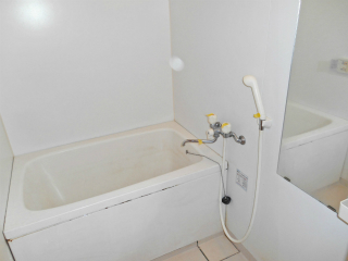 横浜市港北区の賃貸マンション　キクナスプリングス　２０３号室　浴室
