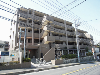 横浜市鶴見区の賃貸マンション　北寺尾大滝マンション 外観