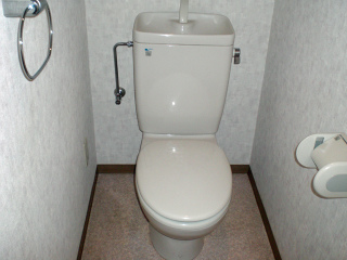 横浜市神奈川区の賃貸マンション　ペイサージュ　１０１号室　トイレ
