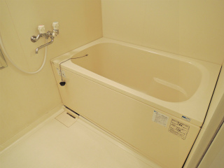 横浜市鶴見区の賃貸マンション　クレール平安　２０２　浴室