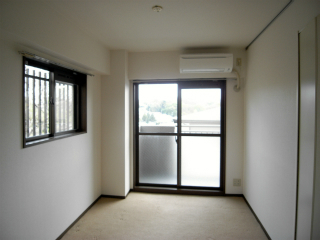 横浜市鶴見区の賃貸マンション　シーエスハイツ　１０２号室　洋室２