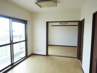 横浜市鶴見区の賃貸マンション　セレノ北寺尾　４０３号室　LDK２