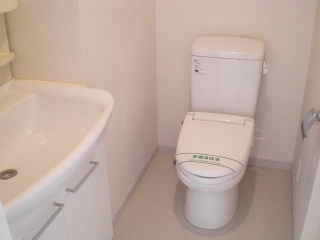 横浜市港北区の賃貸マンション　ルミナス日吉　B４０５　トイレ