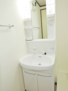 横浜市鶴見区の賃貸マンション　グリーンヒルズ　１０３　洗面室
