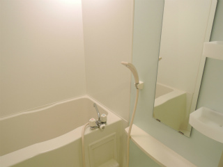 川崎市中原区の賃貸マンション　ルースト　４０４号室　浴室
