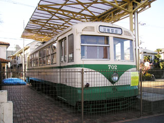 川崎駅西口の賃貸マンション　パティオ２７７　路面電車2