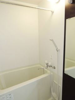 横浜市鶴見区の賃貸アパート　そらまめハウス　２０１号室　浴室