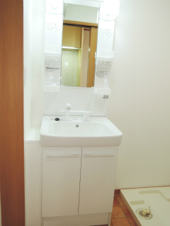 横浜市鶴見区の賃貸アパート　そらまめハウス　２０１号室　洗面室