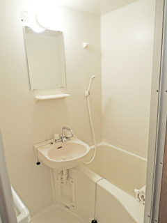 川崎市幸区の賃貸マンション　カーサフェリーチェ　４０３　浴室