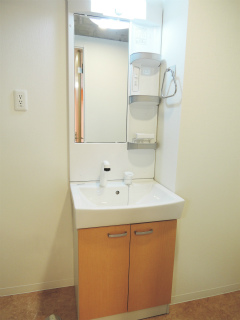 横浜市鶴見区の新築賃貸マンション　プランザ鶴見　２０１　洗面室