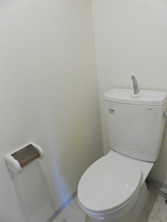 横浜市青葉区の賃貸マンション　 「ハイスクエアあざみ野」301号室　トイレ