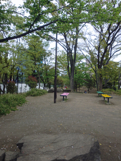 東京都江東区の賃貸アパート　ミ･カシータ　公園