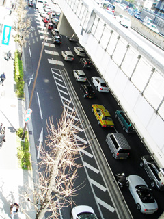 東京都新宿区の貸事務所　西新宿ＴＯＫビル　甲州街道