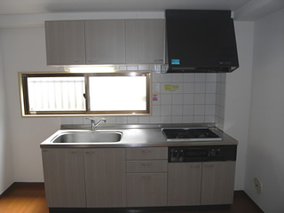 鶴見区の賃貸マンション　豊岡旭フーガ　独立型キッチンです